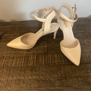 Louise et Cie ankle strap pump